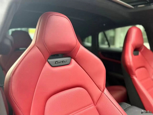 PorscheㅤPanamera