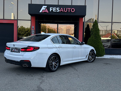 BMW 5 серии VII (G30/G31/G38)_2021