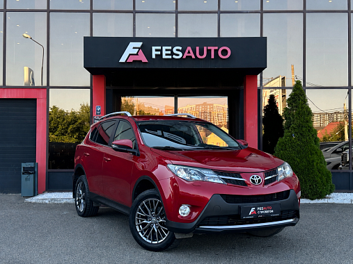 Toyota RAV4 IV
