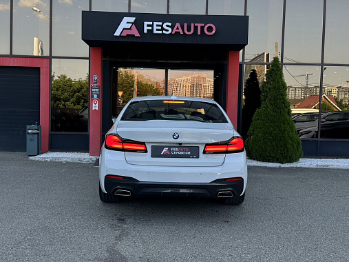 BMW 5 серии VII (G30/G31/G38)_2021