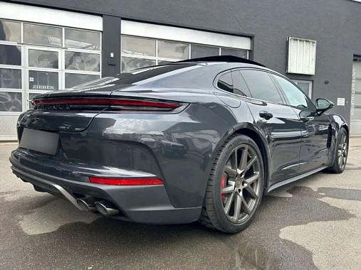 PorscheㅤPanamera