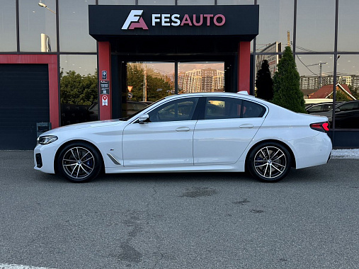 BMW 5 серии VII (G30/G31/G38)_2021